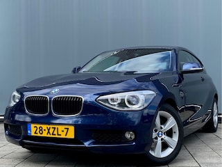 BMW 1-serie BWJ 2012 | 114i 102PK Business+ | LEDER | SPORTSTOELEN | CRUISE | NAVI | CLIMA | LICHTMETAAL | LED