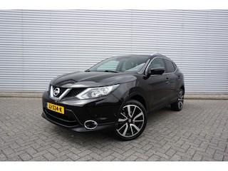Nissan Qashqai 1.2 Tekna Climate / Navi / Camera / Pano. / Cruise / Trekhaak / NAP