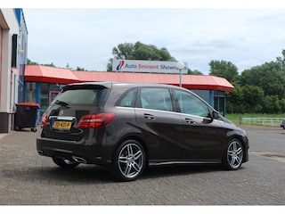 Mercedes-Benz B-klasse 180 Business Solution AMG nieuwstaat