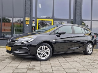 Opel Astra SPORTS TOURER 1.0 Business Executive | Parkeer Sensoren Voor en Achter | Navigatiesysteem | Cruise Control