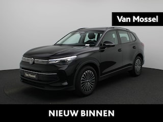 Volkswagen Tiguan 1.5 eTSI Life Edition 130 PK | Automaat | Navigatie | Apple Carplay | Adaptieve Cruise Control | Lane Assist | Stoel- en stuurverwarming | Achteruitrijcamera | Parkeersensoren voor- en achter | Uitklapbare trekhaak |