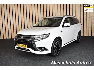 Mitsubishi Outlander 2.0 PHEV Executive Edition 141dkm 4WD Trekhaak Camera Navi Clima Cruise Nwe model Nwe APK