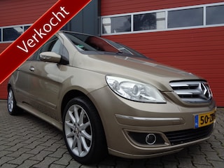 Mercedes-Benz B-klasse 170 116PK Automaat Clima Cruise Half-Leer 121Dkm NAP NL-Auto Trekhaak