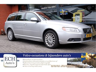 Volvo V70 2.5T 200 pk Momentum, Leer, Navi, Trekhaak