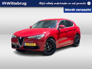 Alfa Romeo Stelvio 2.0 T AWD First Edition Leder interieur | Navigatie | verwarmbare en elek. verstelbare stoelen |