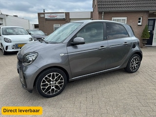 Smart Forfour Comfort PLUS 18 kWh Aut Navigatie Panoramadak