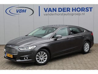 Ford Mondeo 1.5-160pk Titanium. U wenst een comfortabele reiswagen ? Zoek niet verder ! Volautm. airco, metallic lak, LM wln, trekhaak, verwarmd voorraam, LED verl., navigatie, telefoonvoorb., elektr. achterklep, keyless entry/keyless go, parkeersensoren v+a etc.