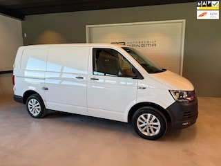 Volkswagen Transporter 2.0 TDI L1H2 Highline/AIRCO/NAVIGATIE/LM-VELG/CRUISE CONTROL/TREKHAAK/LEER/BLUETOOTH/2eEIGENAAR/BTW/APK+O.H