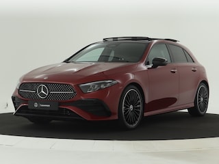 Mercedes-Benz A-klasse 180 Star Edition AMG Line | Nightpakket | Dodehoekassistent | Parkeerpakket met achteruitrijcamera | KEYLESS GO | Extra USB-poorten | Sfeerverlichting | Verwarmde stoelen vooraan | Spiegelpakket |