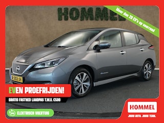 Nissan Leaf Acenta 40 kWh - 2 LAADKABELS - NAVIGATIE - PARKEERSENSOREN VOOR/ ACHTER - 16 INCH LICHT METALEN VELGEN - 4 SEIZOENEN BANDEN- CLIMATE CONTROL - CAMERA - DODEHOEK DETECTIE