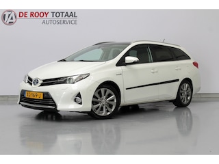 Toyota Auris Touring Sports 1.8 Hybrid Lease Exclusive, AUTOMAAT | DEELS LEER | PANORAMADAK | TREKHAAK | STOELVERWARMING
