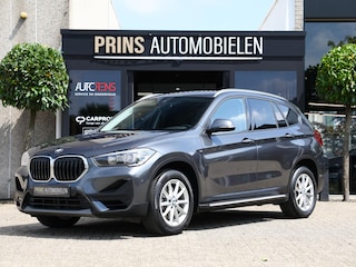 BMW X1 sDrive20i Standkachel|Groot Navi|Privacy glass
