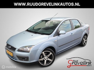 Ford Focus Sedan 1.6-16V Airco Cruise Control Lichtmetalen Velgen