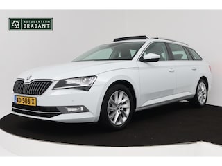 Skoda Superb Combi 1.5 TSI ACT Ambition Business (PANORAMADAK, STOELVERWARMING, TREKHAAK, ELEKTR STOELEN, NAVIGATIE, NL-AUTO)