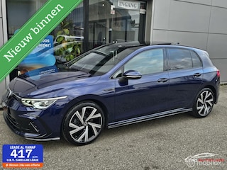 Volkswagen Golf 1.5 eTSI R-Line Panorama/IQ Light/Keyless/