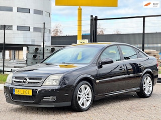 Opel Vectra GTS 2.2-16V Elegance