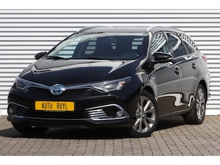 Toyota Auris Touring Sports 1.8 Hybrid Executive Navi / Xenon