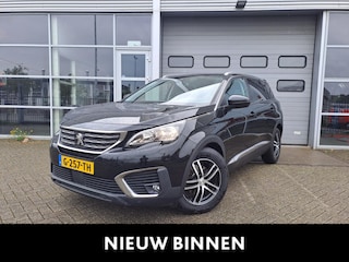 Peugeot 5008 1.2 PureTech Blue Lease Executive