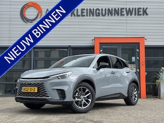 Lexus LBX Business Line 2WD / NIEUW MEI 2025! / Stoelverwarming / AppleCarplay/AndroidAuto / Keyles sentry /