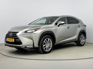 Lexus NX // 300h AWD Luxury Line // TREKHAAK // ADAPTIVE CRUISE //