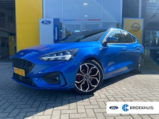 Ford Focus 1.0 125PK EcoBoost ST Line-X | ADAPTIEVE CRUISE CONTROL| COMFORT STOELEN| B&O SOUND| LED KOPLAMPEN| STOEL STUUR EN VOORRUITVERWARMING| 4 SEIZOENENBANDEN| DAB|