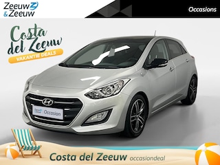 Hyundai i30 1.6 GDi Comfort AUTOMAAT NAVIGATIE CAMERA AIRCO CRUISE CONTROLE SCHUIFKANTELDAK CLIMATE CONTROL STUURVERWARMING+STOELVERWARMING ZEER MOOIE AUTO