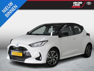 Toyota Yaris 1.5 Hybrid Dynamic Bi-Tone