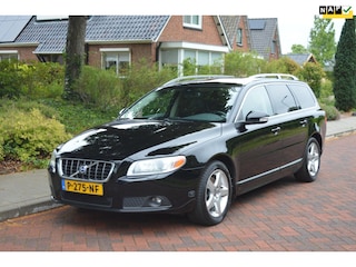 Volvo V70 3.2 Momentum leer/navi/dealer onderh
