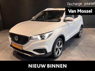 MG ZS EV Luxury 45 kWh Eerste eigenaar - Clima - Carplay - Panoramadak - Leder interieur - Camera -