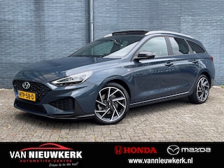 Hyundai i30 Wagon 1.5 T-GDI 48V Hybrid 160pk Automaat N-Line Sky | Panoramisch schuif-/kanteldak | Carplay | Stoel/Stuur Verwarming | Adaptieve Cruise | Camera |
