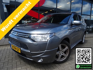 Mitsubishi Outlander 2.0 PHEV Instyle+ 4WD 203 PK AUTOMAAT | DEALER ONDERHOUDEN | TREKHAAK |
