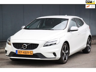 Volvo V40 2.0 T4 Business Sport Led/Navigatie/Parkeersensor/Stoeverwarming/Trekhaak afneembaar