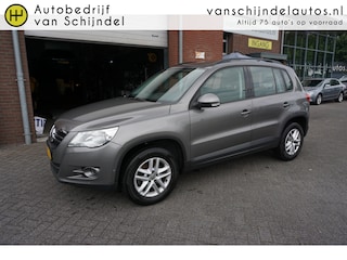 Volkswagen Tiguan 1.4 TSI COMFORT&DESIGN ORIGINEEL NEDERLANDS ECC AIRCO CRUISECONTROL NAVIGATIE PARKEERSENSOREN V+A+ASSIST LMV BLUETOOTH 4X ELECTR.RAMEN/SPIEGELS
