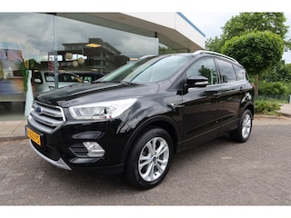 Ford Kuga 1.5 EcoBoost 150PK (!) Titanium + WITERPACK I TREKHAAK I NAVI