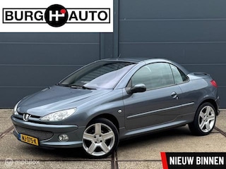Peugeot 206 CC 1.6-16V - CLIMATE CONTROLE - STOELVERWARMING - 17" LM VELGEN - ELEKTR. RAMEN + SPIEGELS + DAK - CPV - ESP - APK T/M 12-07-2026 -