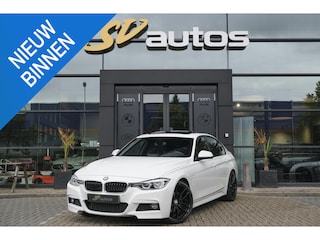 BMW 330e 252pk M-Sport Schuifdak Harman/Kardon Head-up Leder Full led NLauto 19" LMV