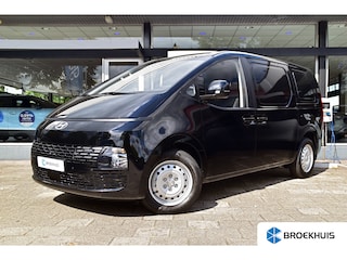 Hyundai Staria 1.6 T-GDI Hybride Automaat | Snel Leverbaar! | Rijklaarprijs | 11.433,- Registratiekorting! | Nog 2 Beschikbaar! |