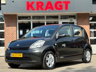 Daihatsu Sirion 2 Premium 1.0 69 pk - airco - 5drs - APK 03-2026 - zuinig!
