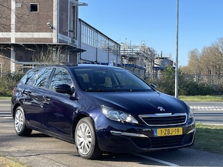 Peugeot 308 SW 1.2 e-THP Active | Navigatie | Trekhaak | Cruise Control