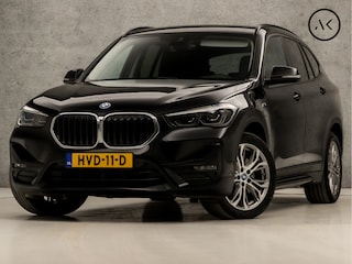 BMW X1 xDrive25e Sportline 221Pk Automaat (GROOT NAVI, DEALER ONDERHOUDEN, SFEERVERLICHTING, CLIMATE, LEDER, STOELVERWARMING, SPORTSTOELEN, GETINT GLAS, ELEK ACHTERKLEP, NIEUWE APK, NIEUWSTAAT)