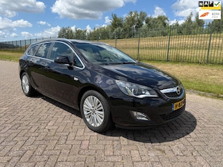 Opel Astra Sports Tourer 1.6 Turbo Cosmo