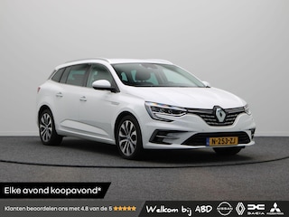 Renault Mégane Estate Plug-In Hybrid 160 R.S. Line | BOSE Premium audio | Achteruitrijcamera | Parkeersensoren voor/achter | Head up Display