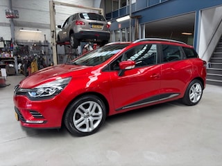 Renault Clio Energy TCe 90pk Zen | Navigatie | Cruise control | All season banden | NAP | Rijklaar prijs!