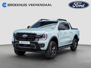 Ford Ranger Stormtrack Plug-in Dubbel Cabine | Incl. BPM / Excl. BTW | Power Rollertop | Uit Voorraad Leverbaar! | 5-Persoons | 360 Achteruitrijcamera | Apple Carplay/Android Auto | CruiseControl Adaptief |
