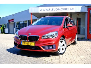 BMW 2-serie Tourer 220i Sport Aut. Pano|Sportstoelen|Navi|Clima|LMV