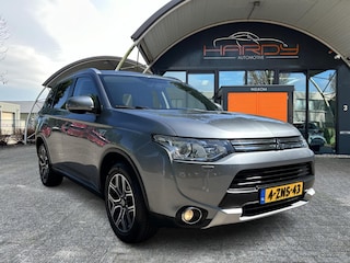 Mitsubishi Outlander 2.0 PHEV Executive Edition X-Line Trekh 4WD NL-Auto Rijklaarprijs!