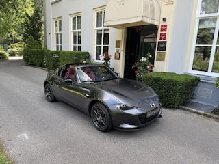 Mazda MX-5 RF 1.5 SkyActiv-G Edition 100
