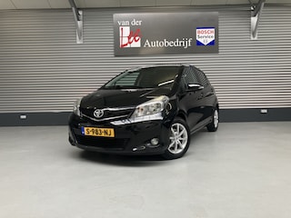 Toyota Yaris 1.3 VVT-i Dynamic/Airco/Camera/Navi/LMV/ENZ
