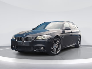 BMW 5-serie Touring 520xd High Executive M-Sport |NAV PROFF|360 CAMI|H/K SOUND|HEAD-UP|LUCHTVERING|BI-XENON