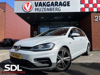 Volkswagen Golf 1.0 TSI Highline Business R-Line // FULL LED // NAVI + CARPLAY // ADAPTIV CRUISE // CAMERA // PDC V+A // DIGITAL COCKPIT